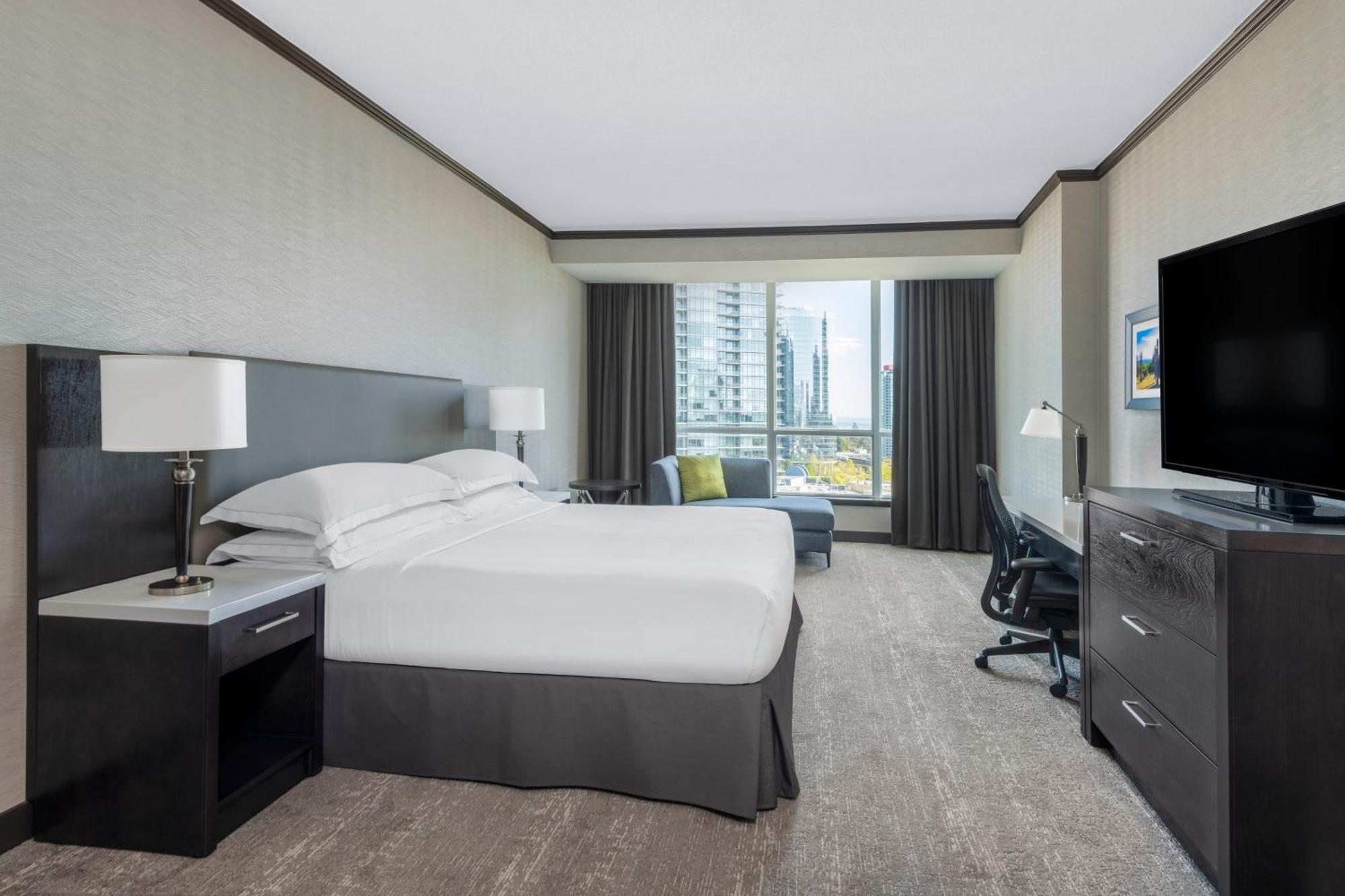 Hilton Vancouver Metrotown Burnaby Exterior photo